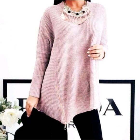 Light Pink Knit Sweater - Picture 1 of 6